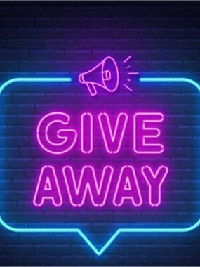 Free Shipping + 🎁. Follow Me On IG @ Conceited.Closet